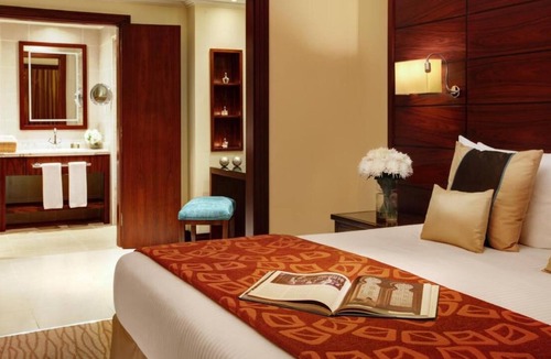 Mecca House | R 1916 Movenpick Hotel & Residence Hajar Tower Makkah With Business center.Breakfast available & Sho