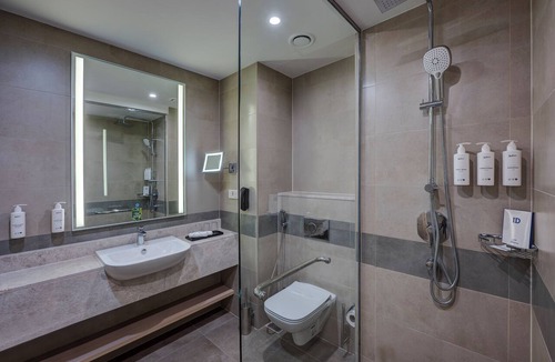Mecca Hotel | Radisson Hotel Makkah Thakher City