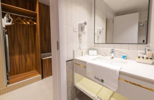 Al Wajh Hotel | Raleen Hotel