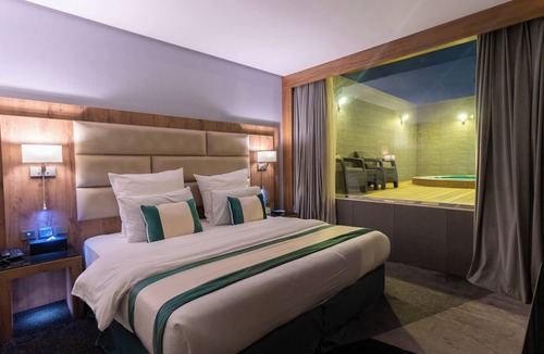 Al Faisaliyah Hotel | RASIA HOTEL