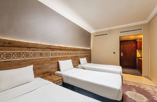 60th Street Hotel | Razana Al Hafayyer