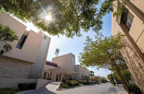 Dammam Apartment | Resort-Style Studio with Pool & 24/7 Gym - Retal