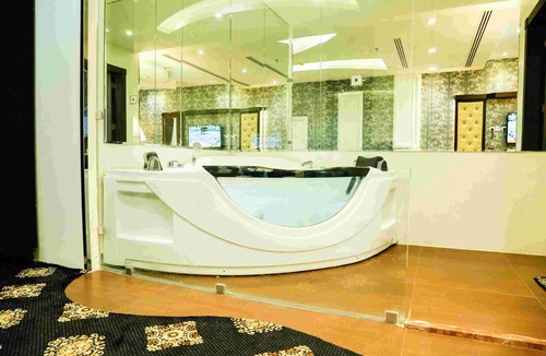 Al Hamra Hotel | Rest Night Hotel Suites Al Hamra