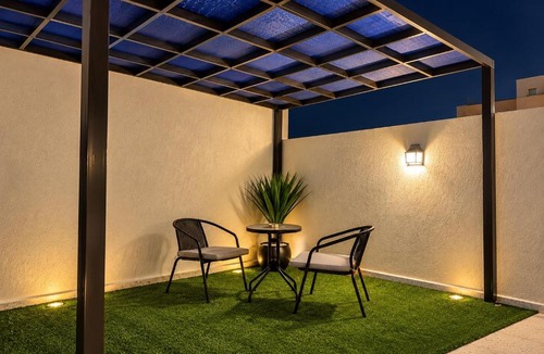 Al Kura Apartment | SOlA شقق واستديوهات راقية