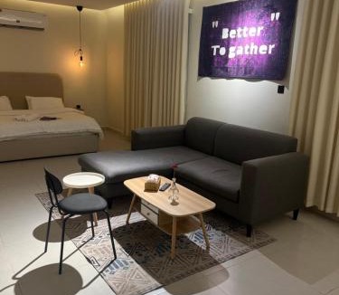 King Abdul Aziz Road Apartment | Studio C3