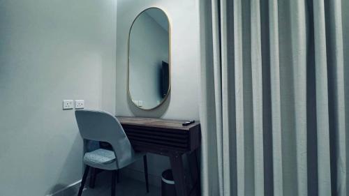 Al Bawadi Apartment | Studio in center with self check in