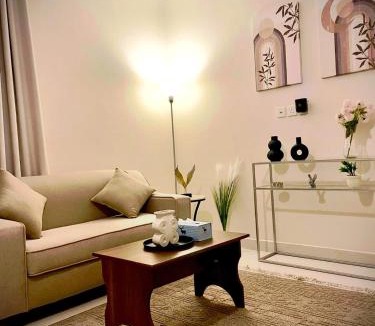 Al Faisaliyah Apartment | Studio M Morice Stay7