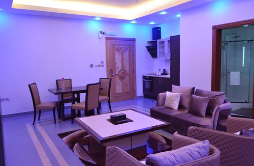 Al-Rawdah Hotel | The Capital O 672 Refal Homes Suites