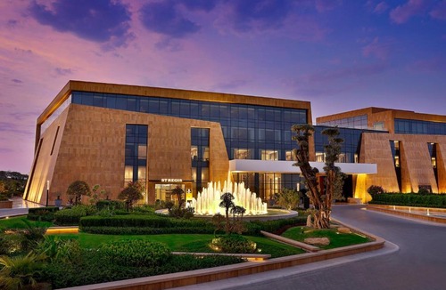 Diplomatic Quarter Hotel | The St. Regis Riyadh
