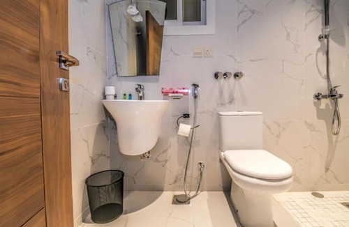 Qurish Street Apartment | Tiara