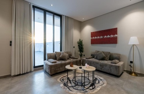 Al Kura Apartment | Urban Stay Yaqoot