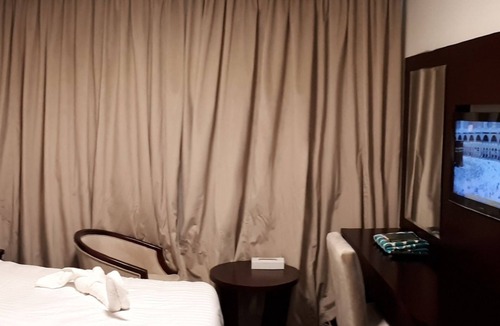 Al Andalus Hotel | Wahat Al Refa Hotel