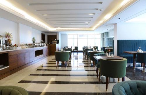 Sari Street Hotel | Weekend Hotel Sari