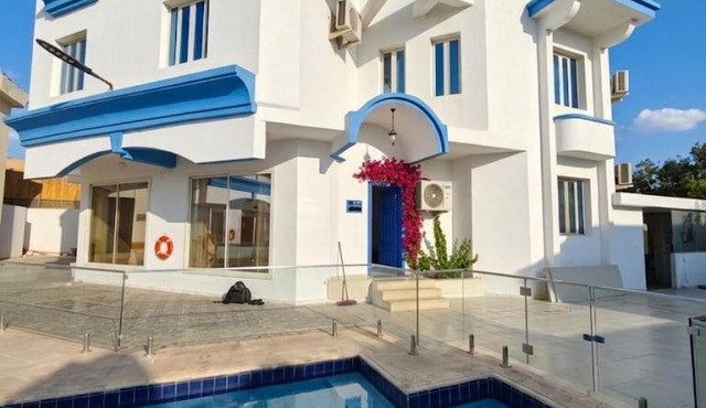 فيلل ميكونوس 1 in Jeddah