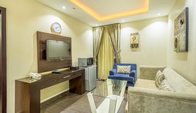 Al Muhaidb Residence Al Malaz 6 - Economic