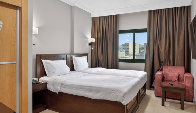 Al Thill Hotel