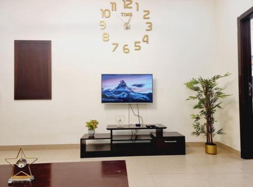 Aspire Tower-Beautiful One Bedroom Apt