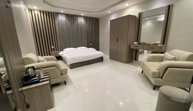 Avenor Apartment J8 – Luxury 1-Bedroom with Private Bathroom | Al Hamdaniyah in Jeddah