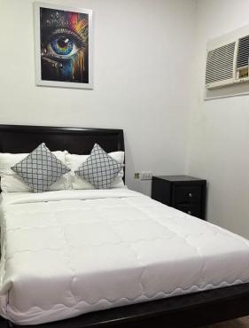 Big & Quiet Apartment