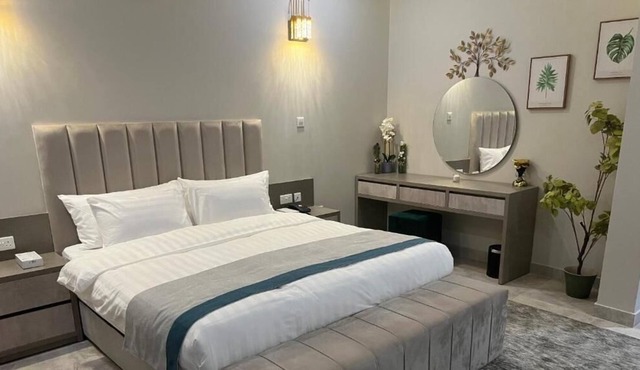 Eliana Hotel
