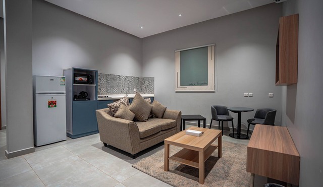 Holiday Plus Tabba Apartments