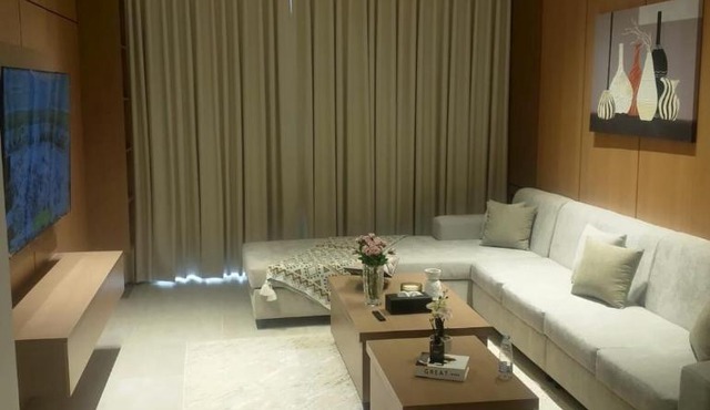 Luxury Apartment Near the Sea, Smart Entry, and VIP Location in Al Khobar
