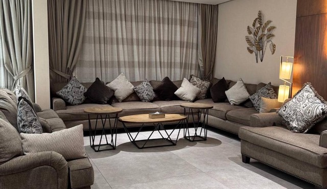 Midan Hotel & Suites Al Aziziya