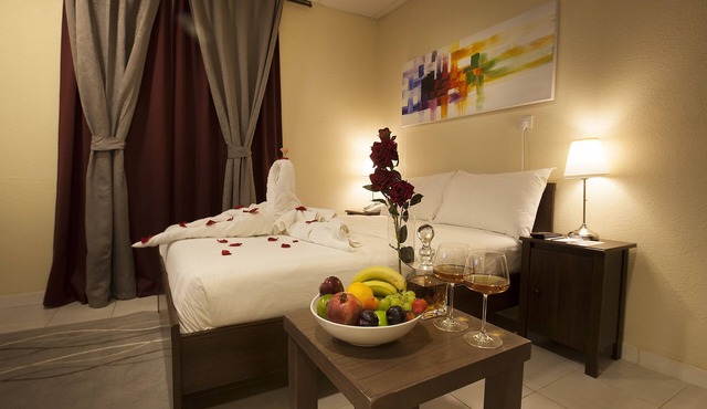 Palms Lily Hotel Suites