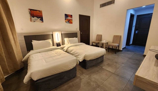 Phoenicia Hotel-Hoora
