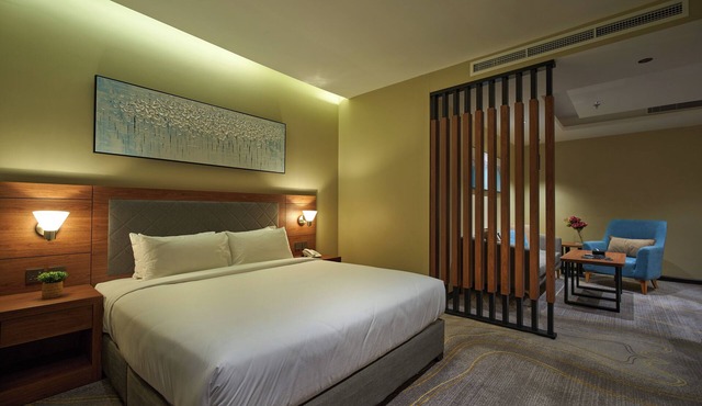 Platinum Hotel