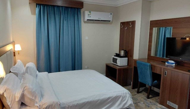 Rabigh Tower Hotel
