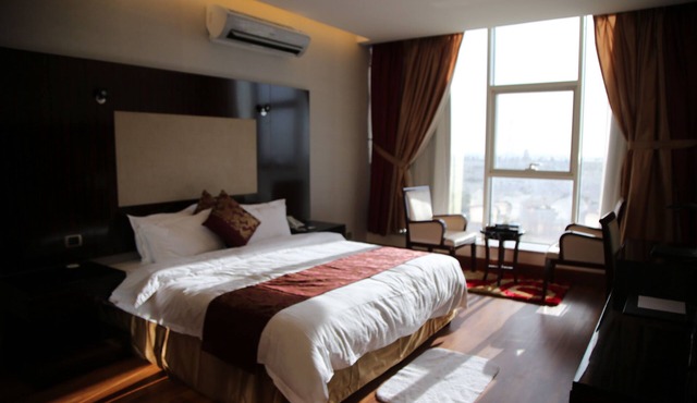Raoum Inn Hotel Apartments Corniche