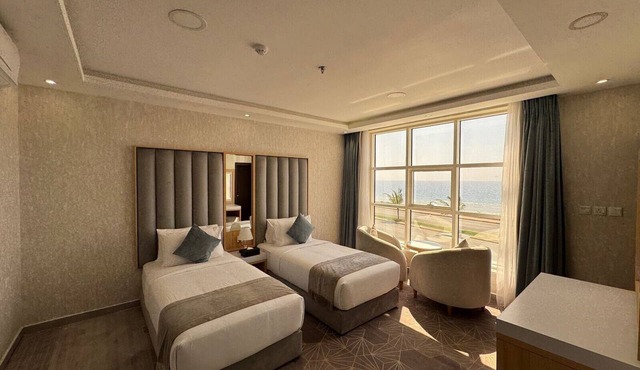 Rose Land Hotel