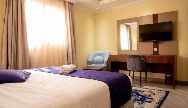 Vasa Plus Hotel