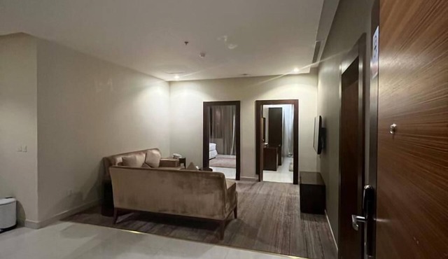 Wow Grand Serviced Apartments