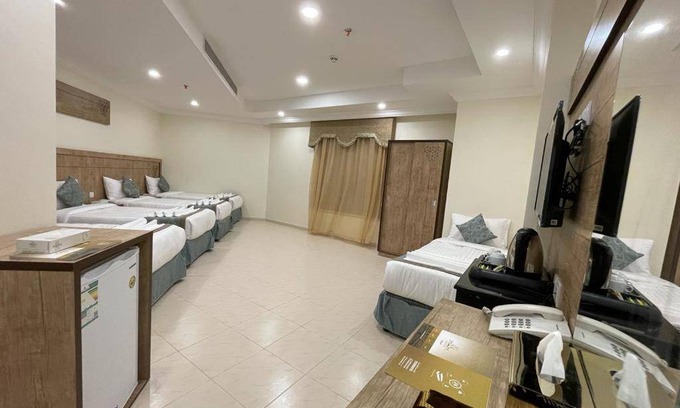 Mecca Hotel | 16 m² Hotel ∙ 5 guests