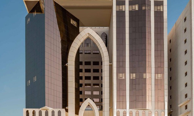 Mecca Hotel | 67 m² Hotel ∙ 2 bedrooms ∙ 127 guests