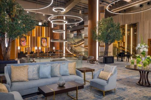 Al Bawadi Hotel | Jeddah Marriott Hotel Madinah Road