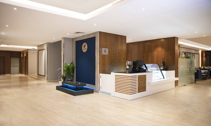 Hera Street Hotel | Swiss Blue Hotel