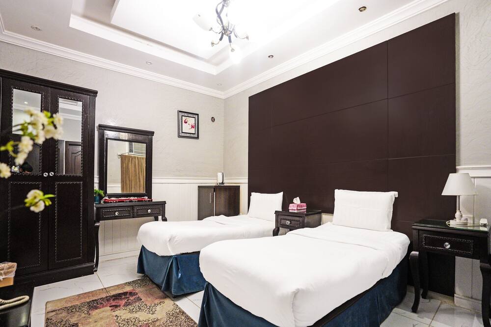 Sari Street Hotel | OYO 649 Al Thuraya Palace Apartments