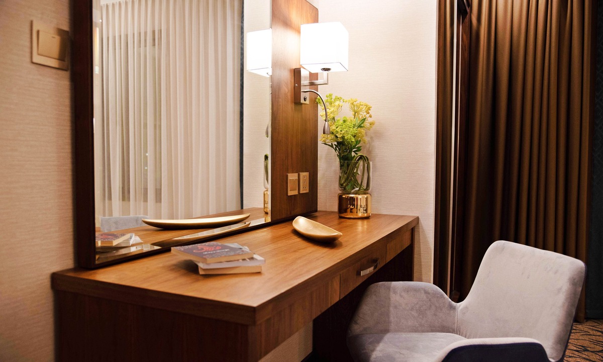 Jeddah Hotel | Sunday Emerald Hotel