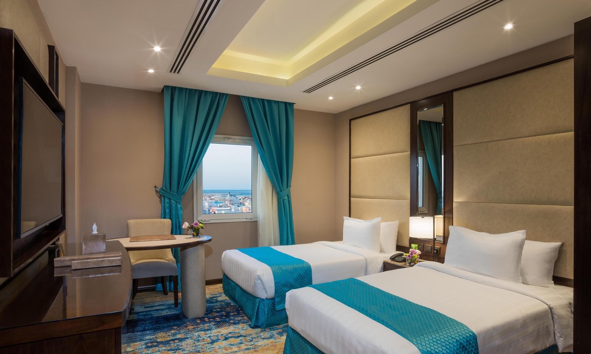 Al Hamra Hotel | Naviti Warwick Dammam