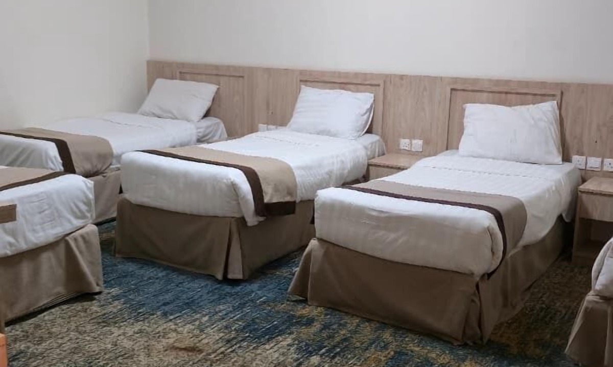 Mecca Hotel | Olyaan Silver