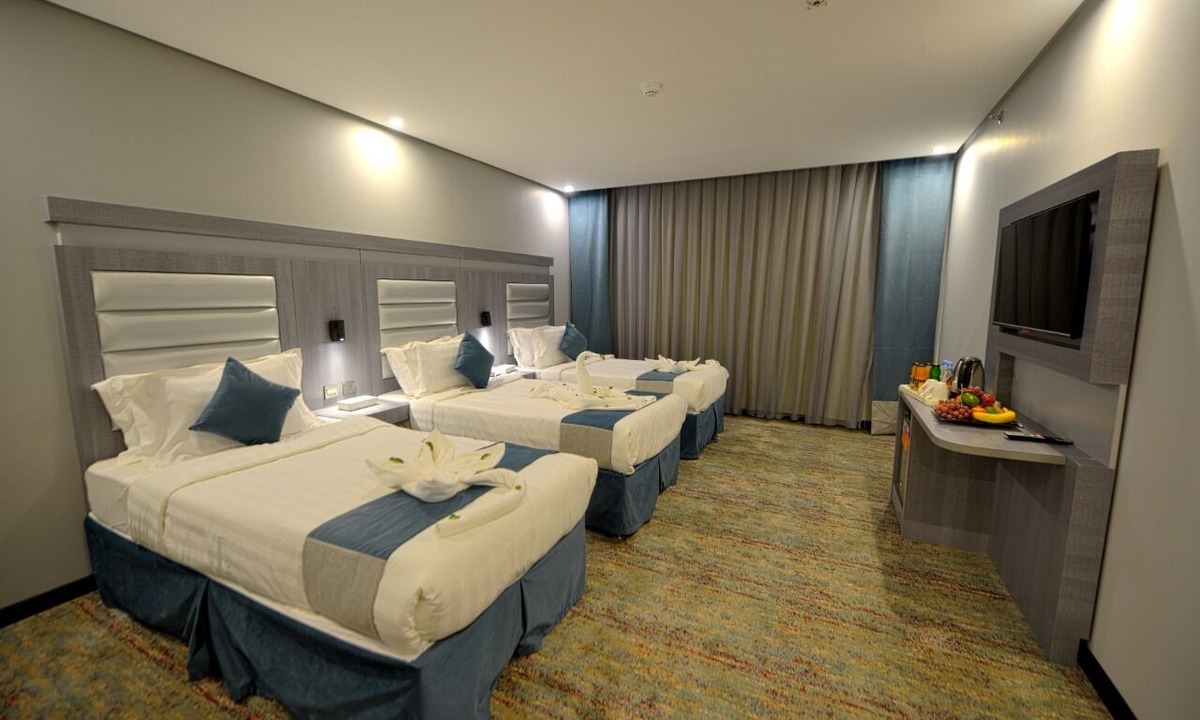 Mizail Hotel | Pine Inn