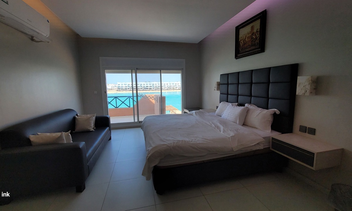 Durrat Al-Arous Ski Chalet | Durrat Al-Arous Villa in Moon Beach