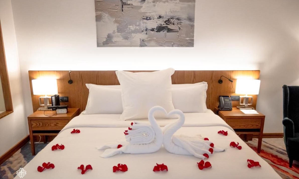 Al Bad Hotel | Golden new hotel