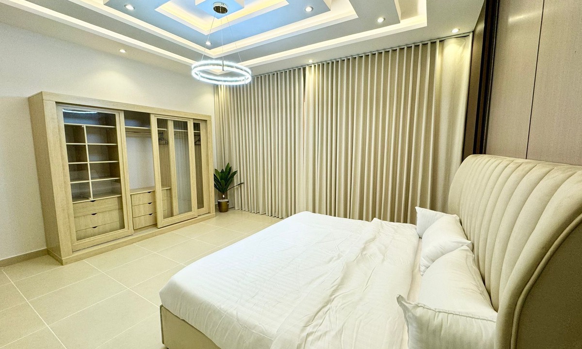Mecca Apartment | 4 Bedroom Luxury Apartment Near Haram With Full Kitchen and Large Living Room