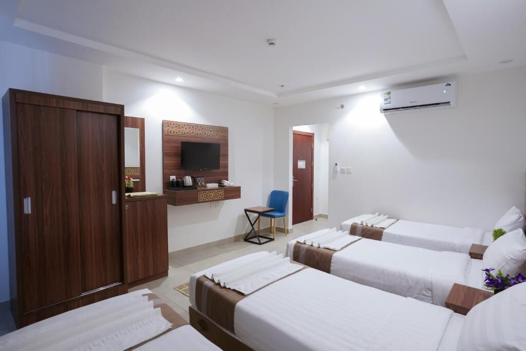 Al Aziziyah Hotel | Saif plus