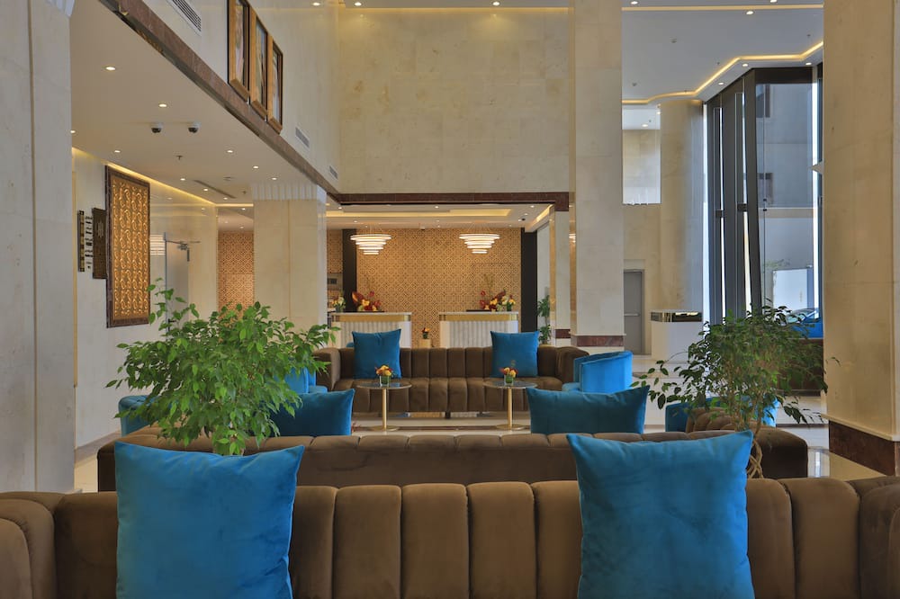 Al Faisaliyah Hotel | Hujra Hotel Tahlia Jeddah