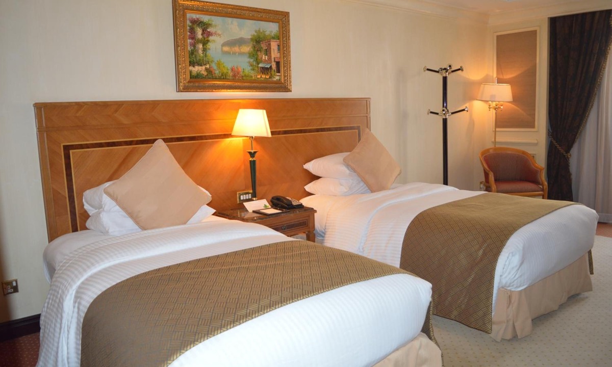 Al-Hamra'a Apartment | The Apartments